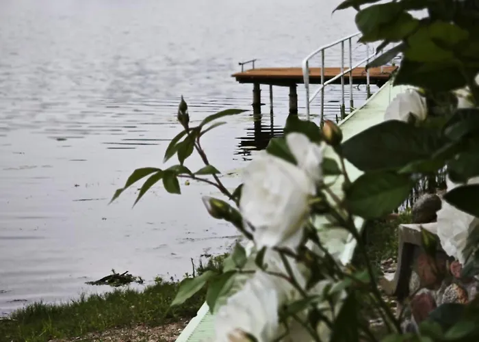 Dom Nad Jeziorem, Wlasna Linia Brzegowa, Lodka, Rower Wodny Na Wylacznosc